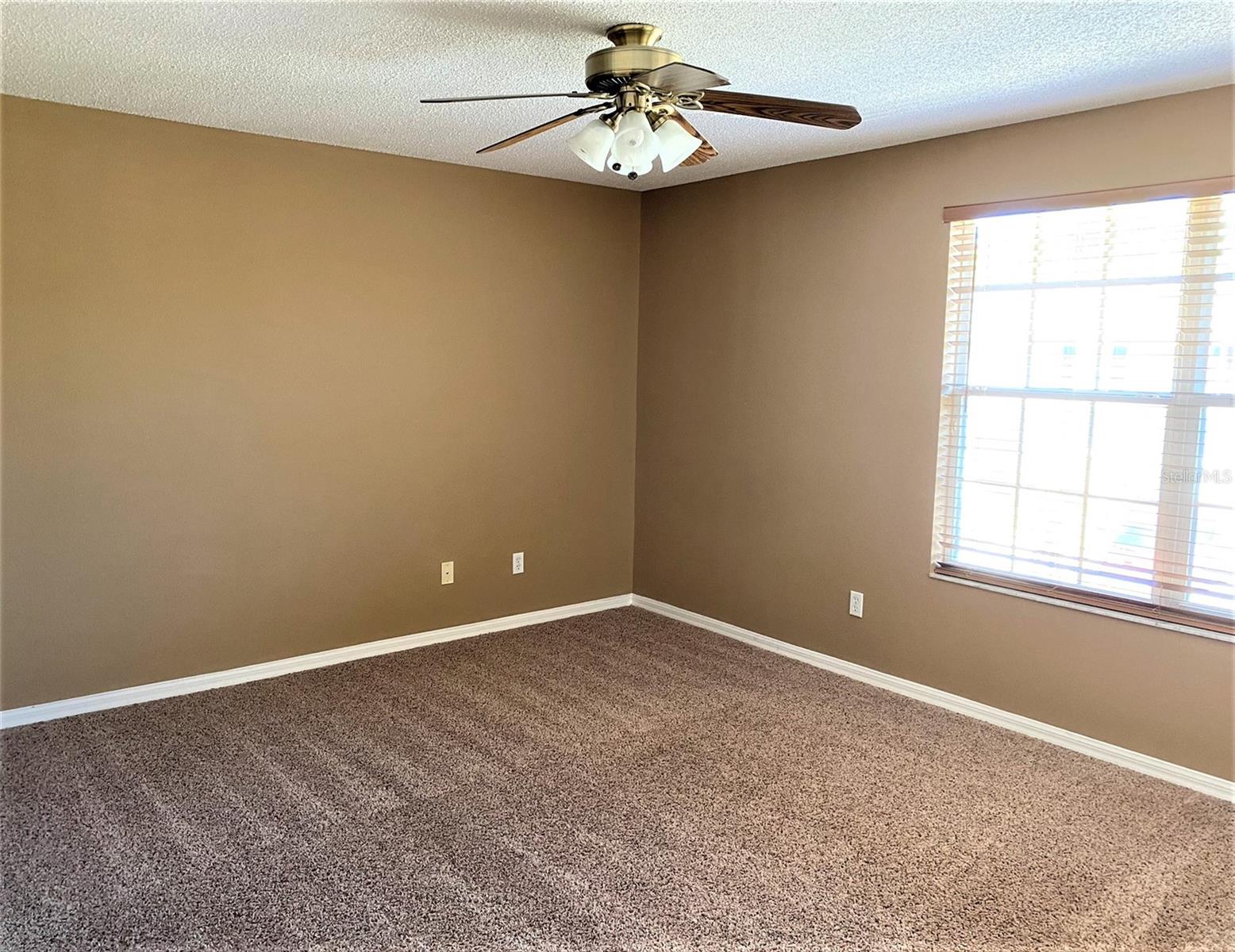 Image 8 of 21 For 13054 Lexington Summit Street