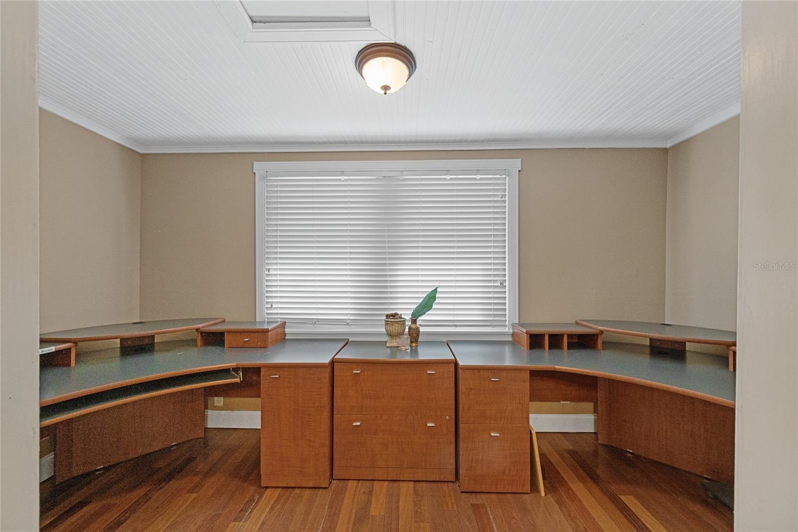 Image 16 of 44 For 272 Warren Avenue