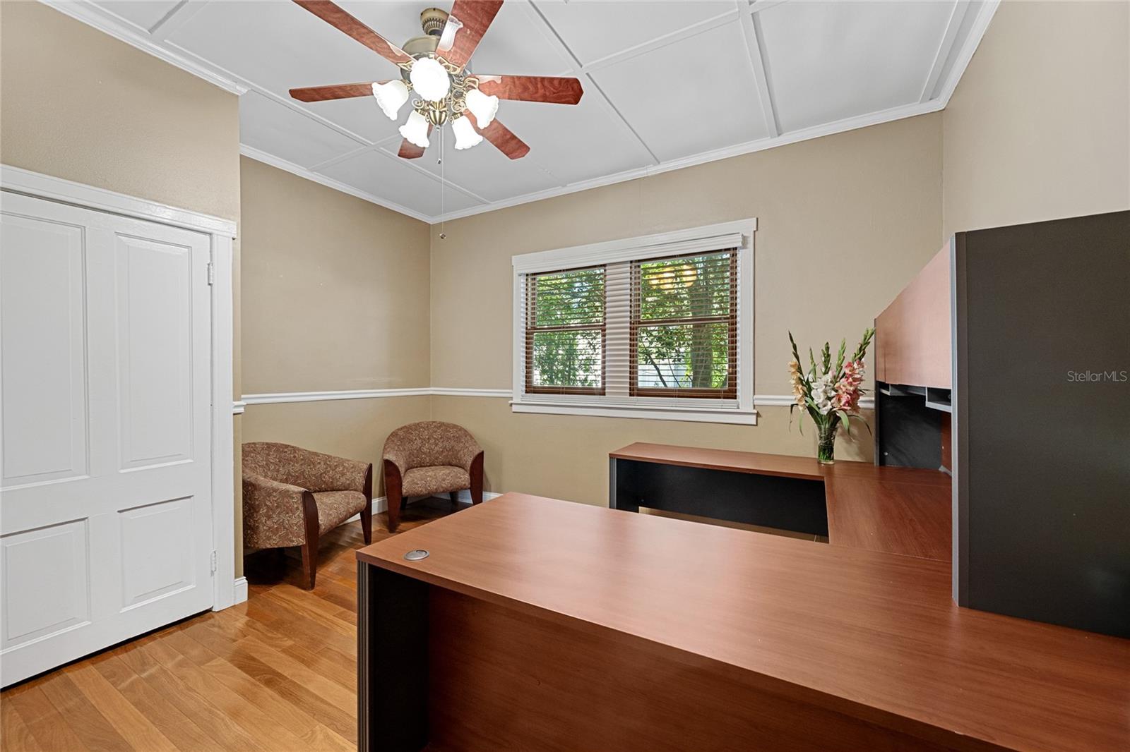 Image 21 of 44 For 272 Warren Avenue