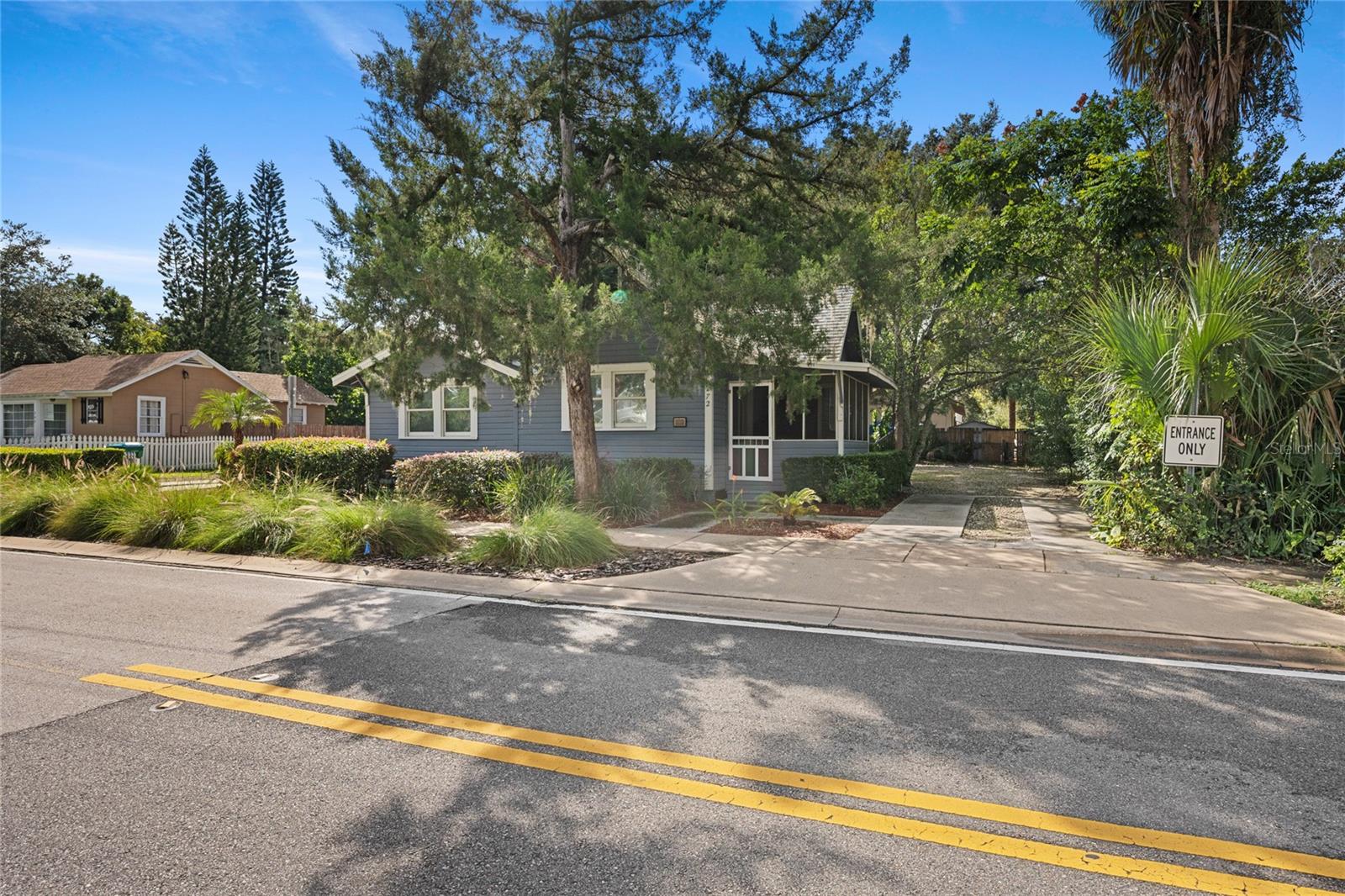 Image 23 of 44 For 272 Warren Avenue