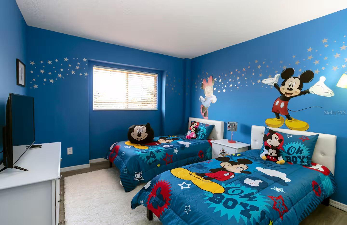 Image 17 of 41 For 251 Hypolita Avenue