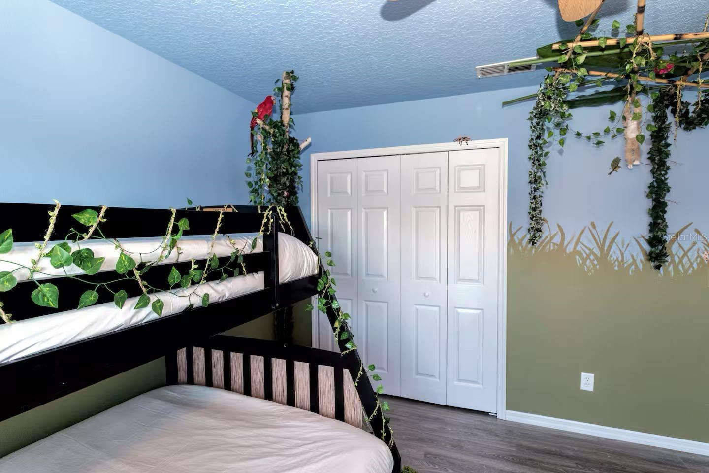 Image 23 of 41 For 251 Hypolita Avenue