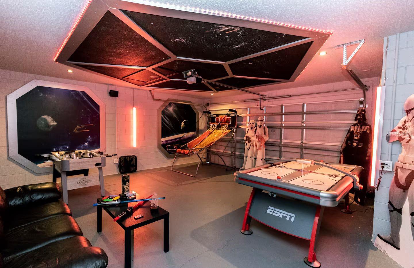 Image 25 of 41 For 251 Hypolita Avenue