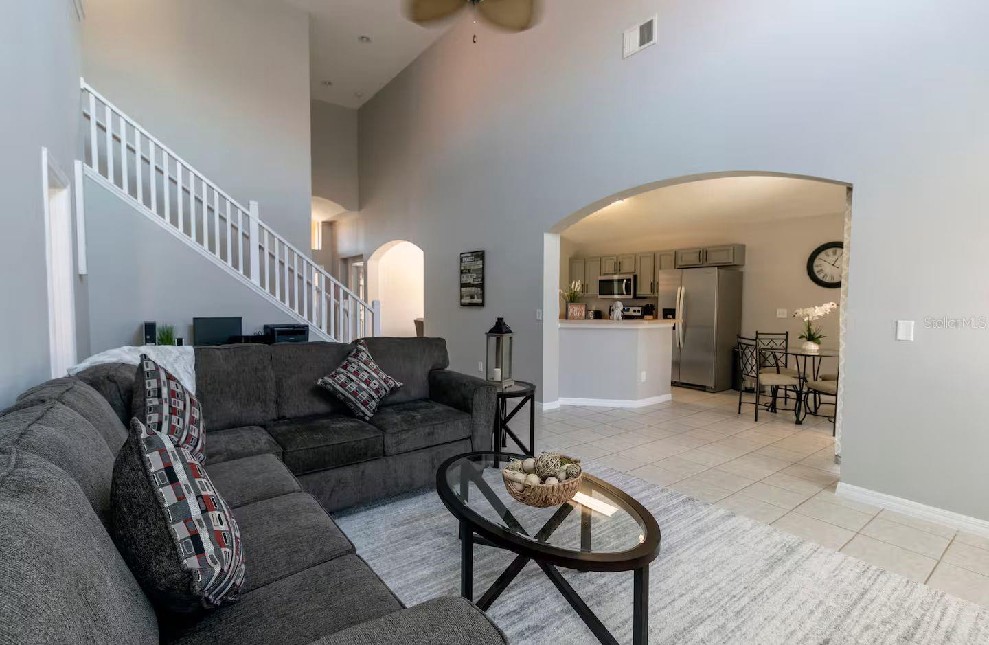 Image 7 of 41 For 251 Hypolita Avenue