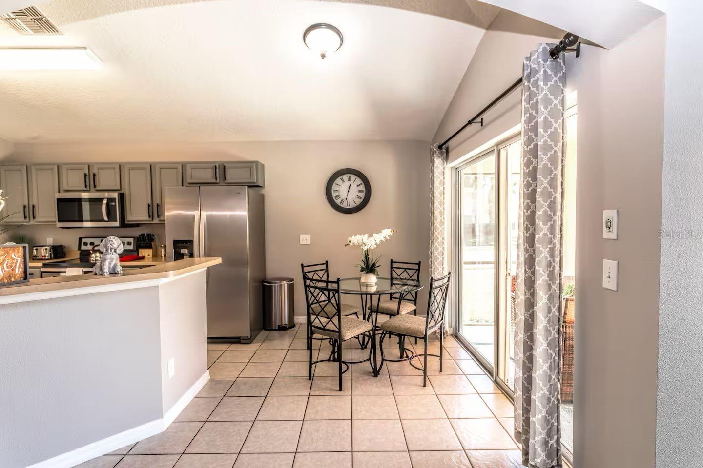 Image 9 of 41 For 251 Hypolita Avenue