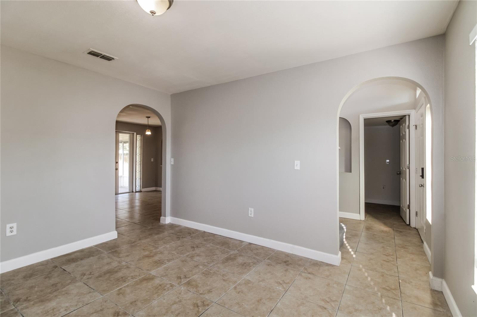 Image 4 of 17 For 3411 Gramercy Lane