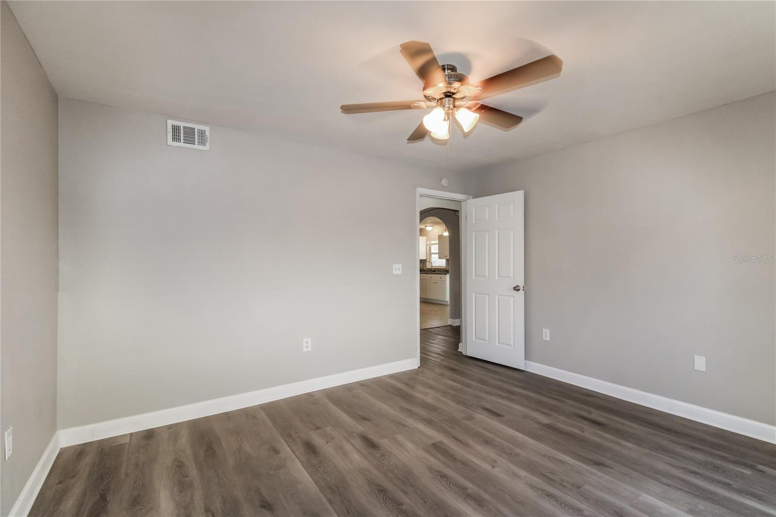 Image 7 of 17 For 3411 Gramercy Lane