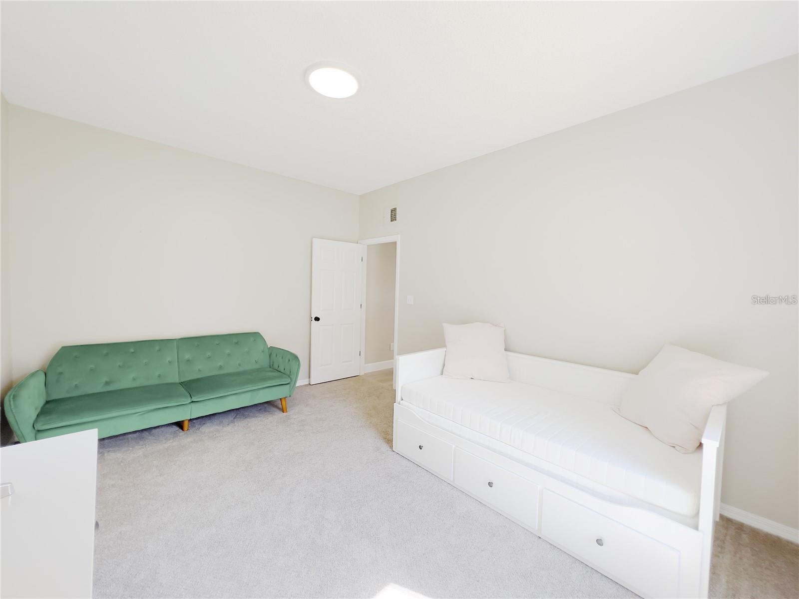 Image 17 of 38 For 3273 Furlong Way