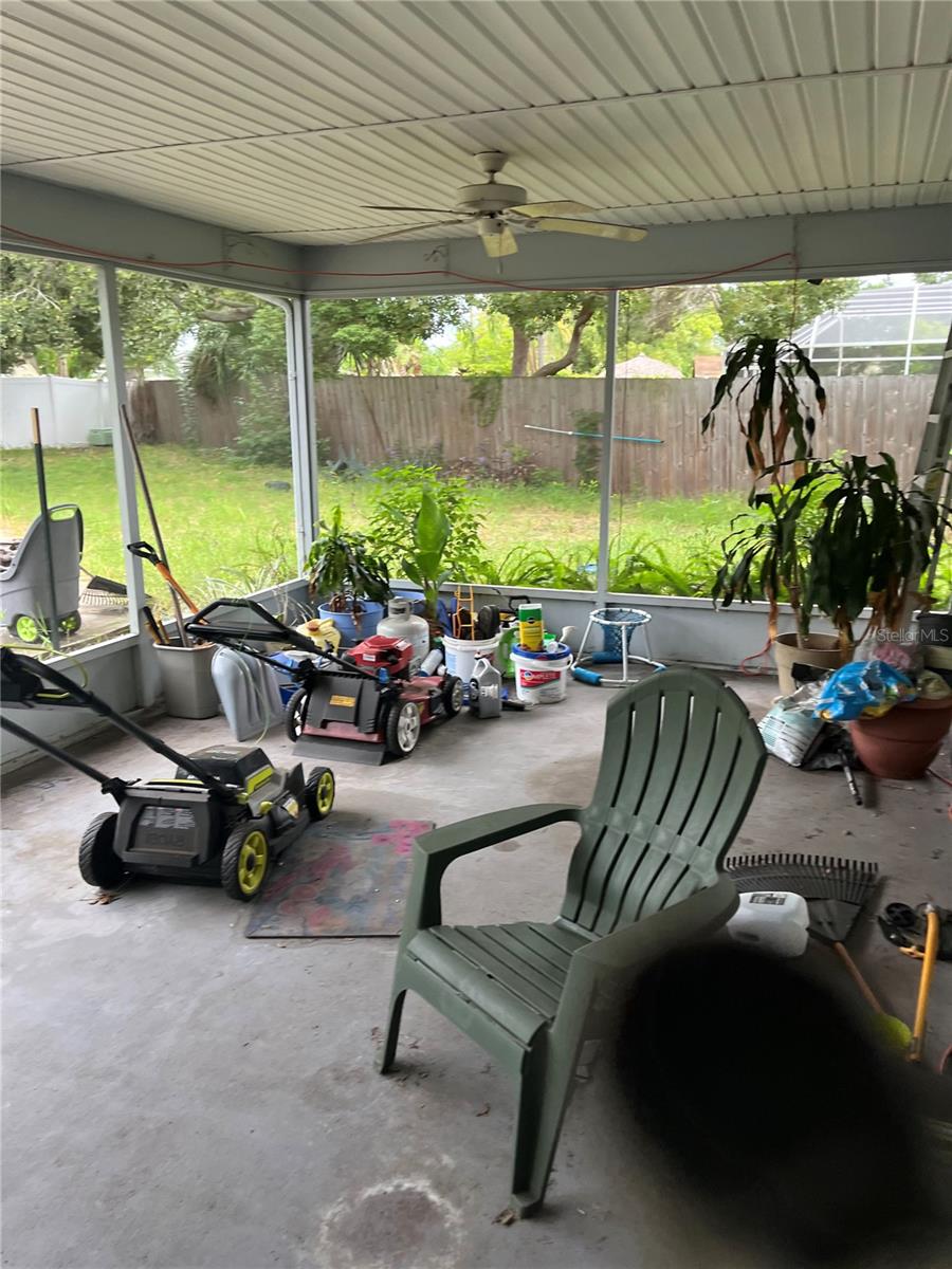 Image 11 of 24 For 11894 91st Terrace