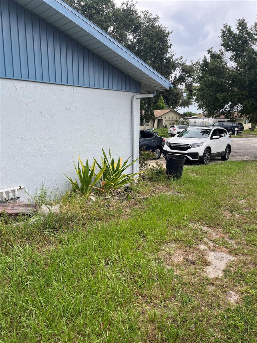 Image 12 of 24 For 11894 91st Terrace