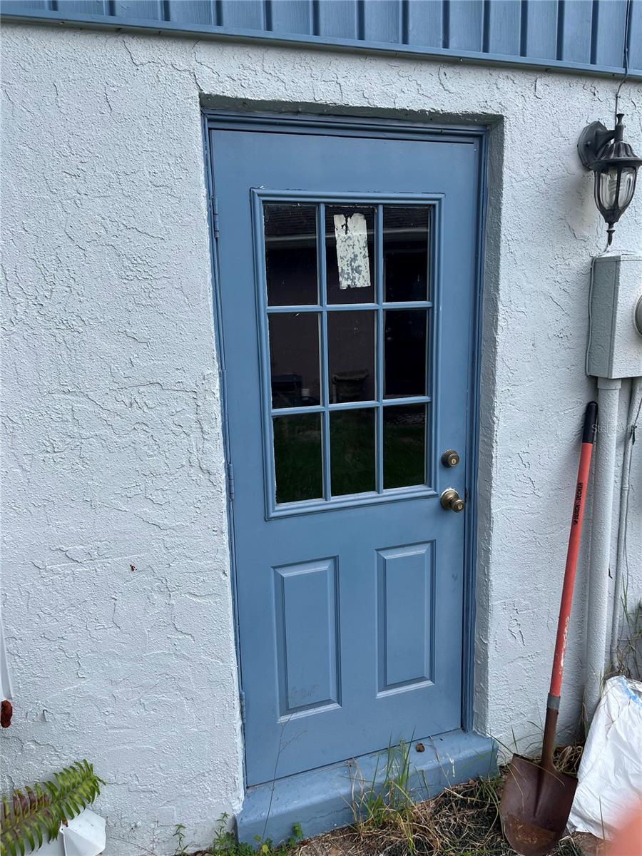 Image 14 of 24 For 11894 91st Terrace