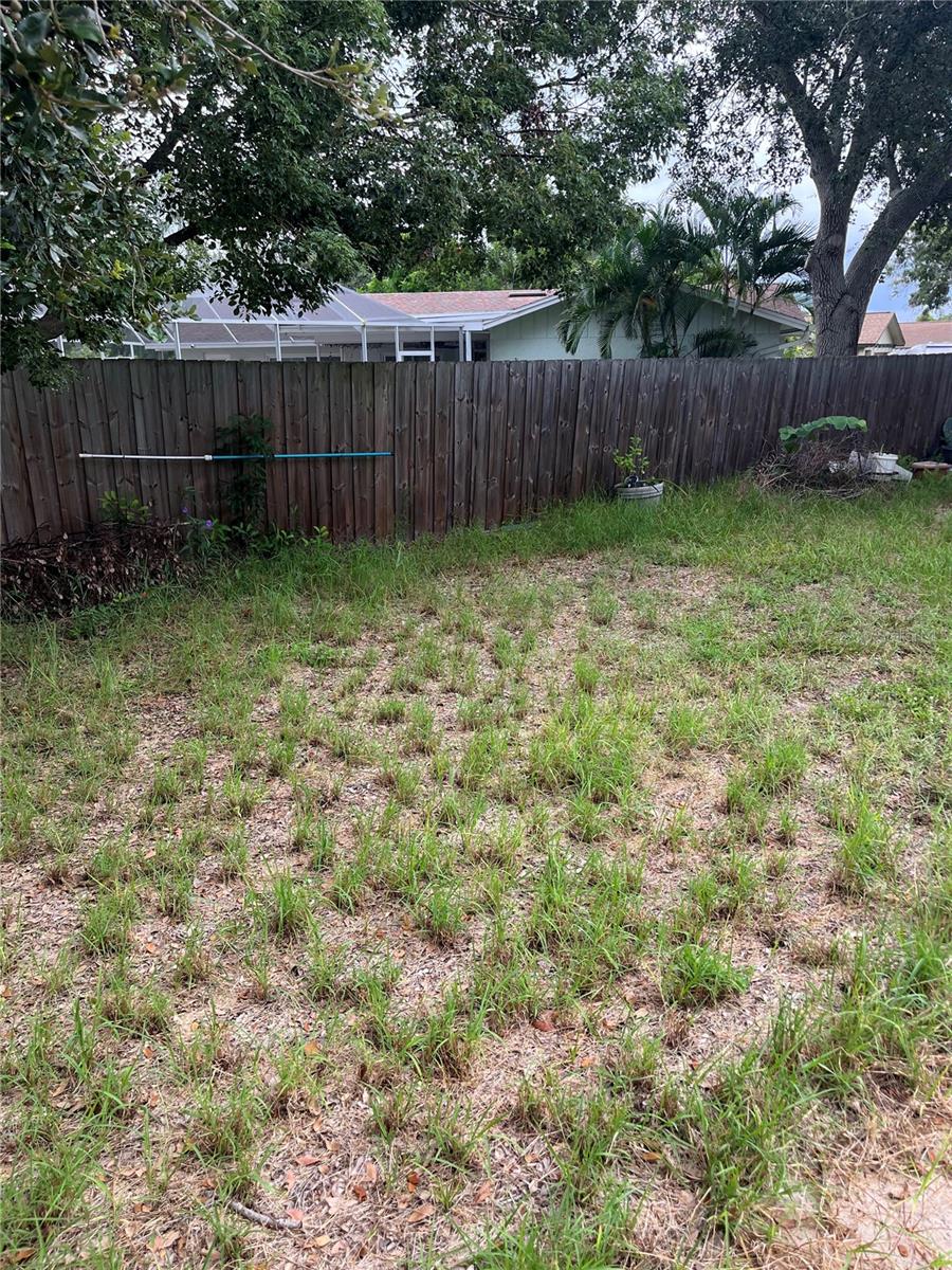 Image 16 of 24 For 11894 91st Terrace