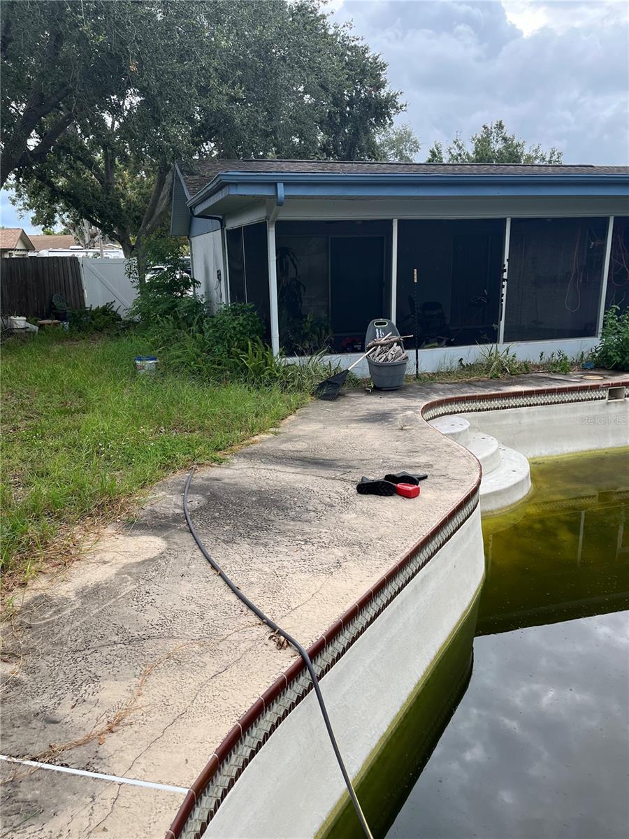 Image 17 of 24 For 11894 91st Terrace