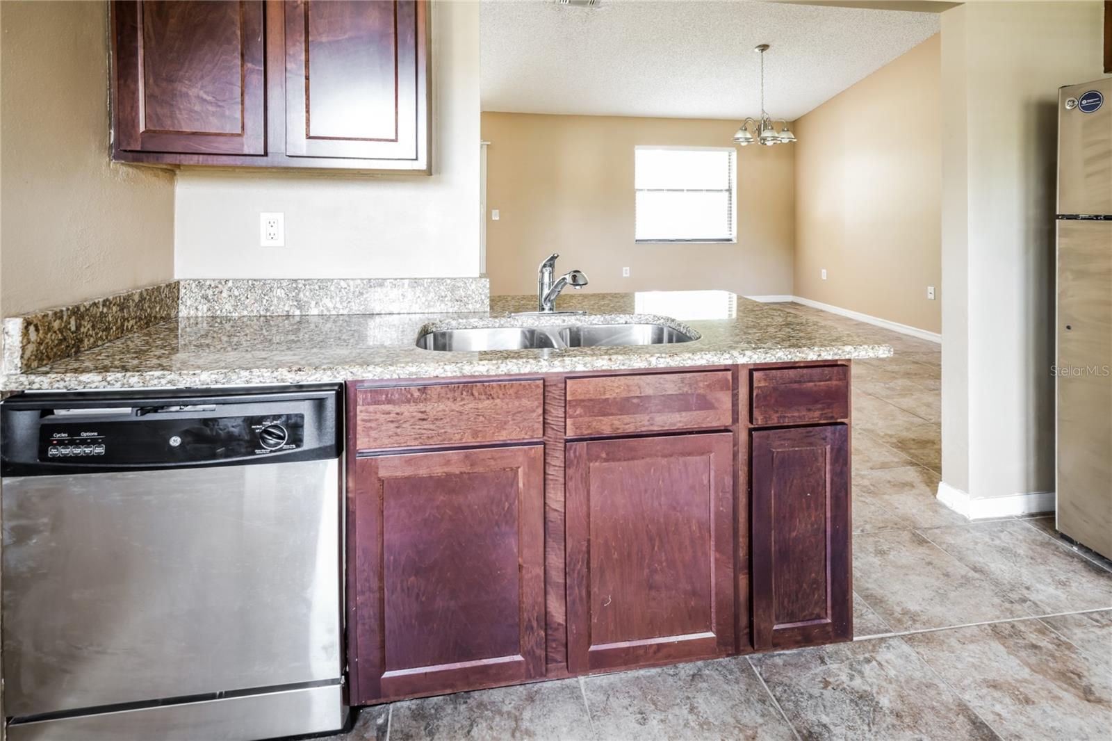 Image 6 of 16 For 9637 Langan Street