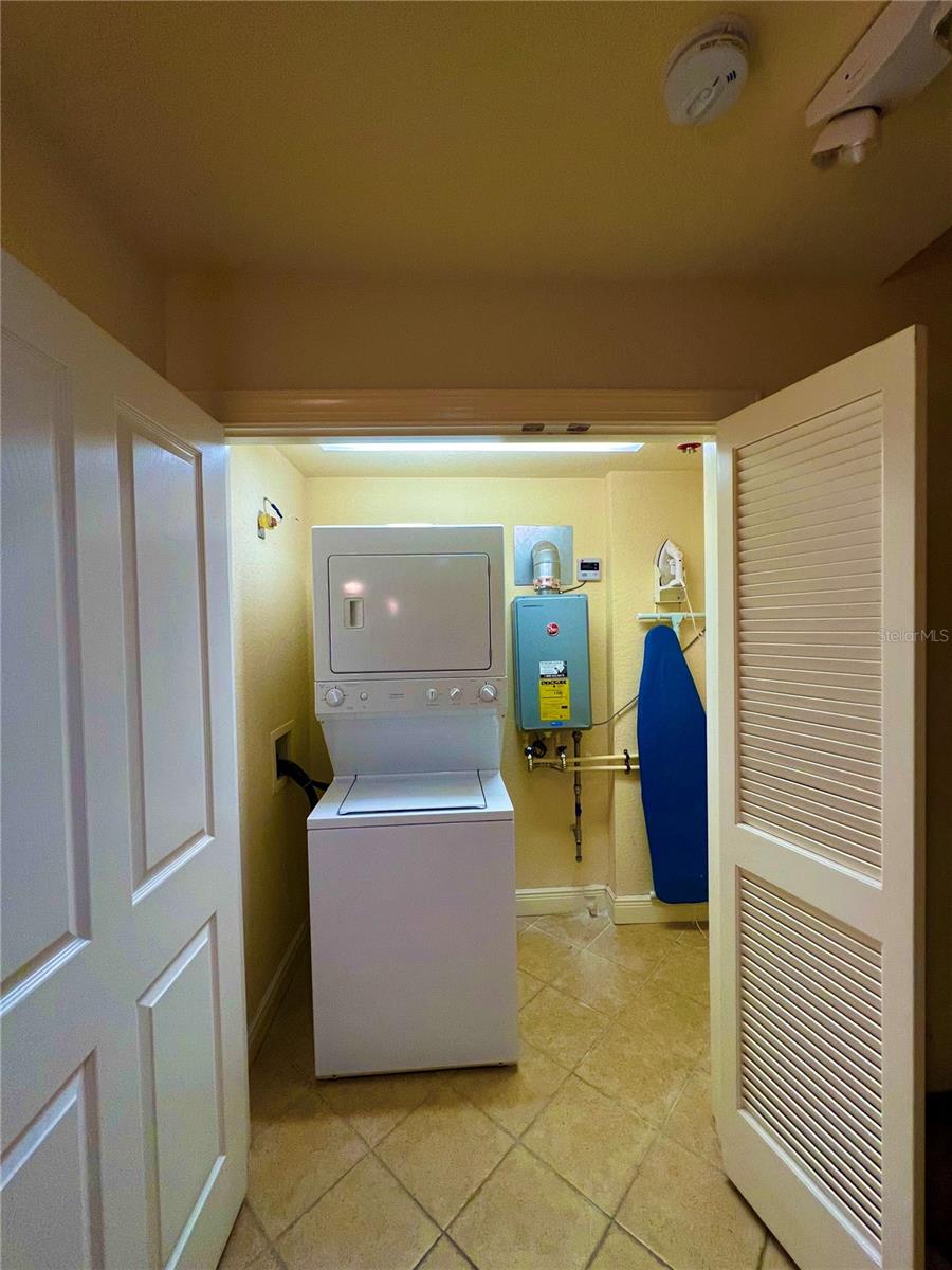 Image 7 of 28 For 1304 Seven Eagles Court 1304