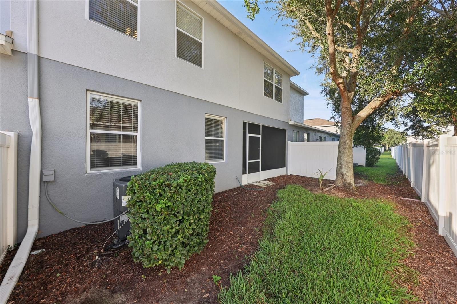 Image 40 of 59 For 1046 Coquina Lane