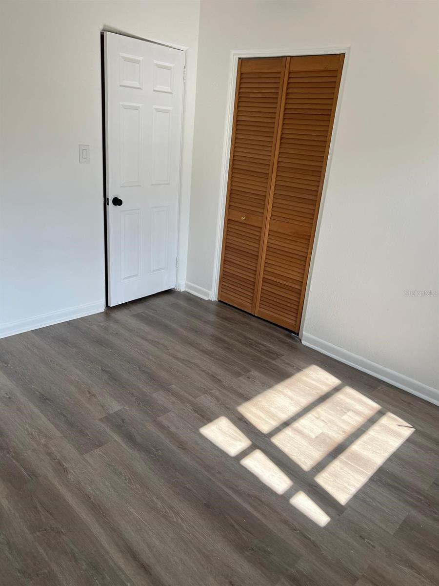 Image 10 of 37 For 1601 Orange Drive