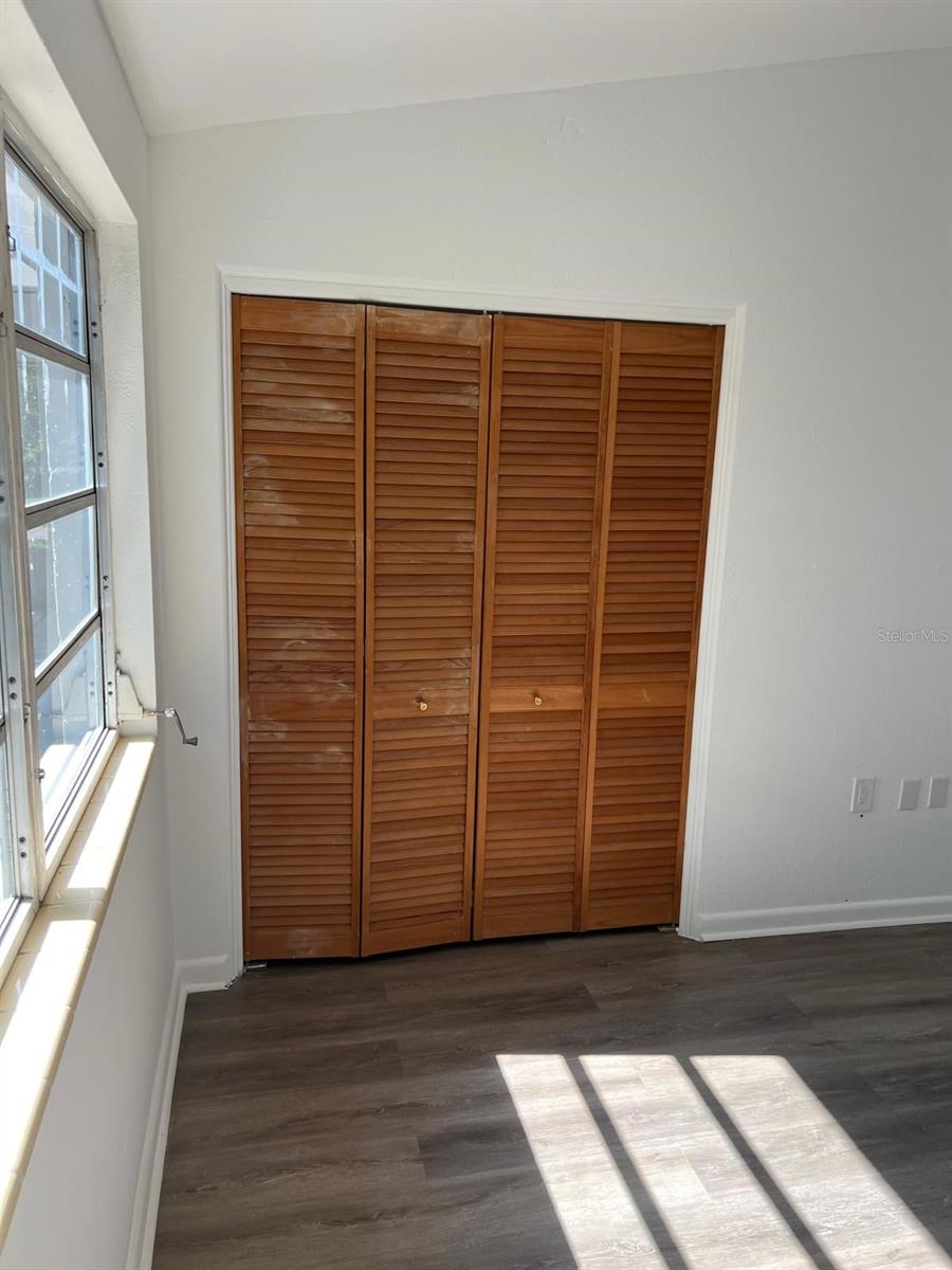 Image 14 of 37 For 1601 Orange Drive