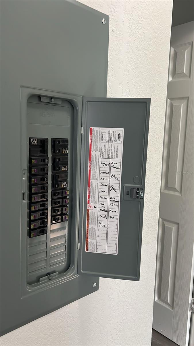 Image 35 of 37 For 1601 Orange Drive