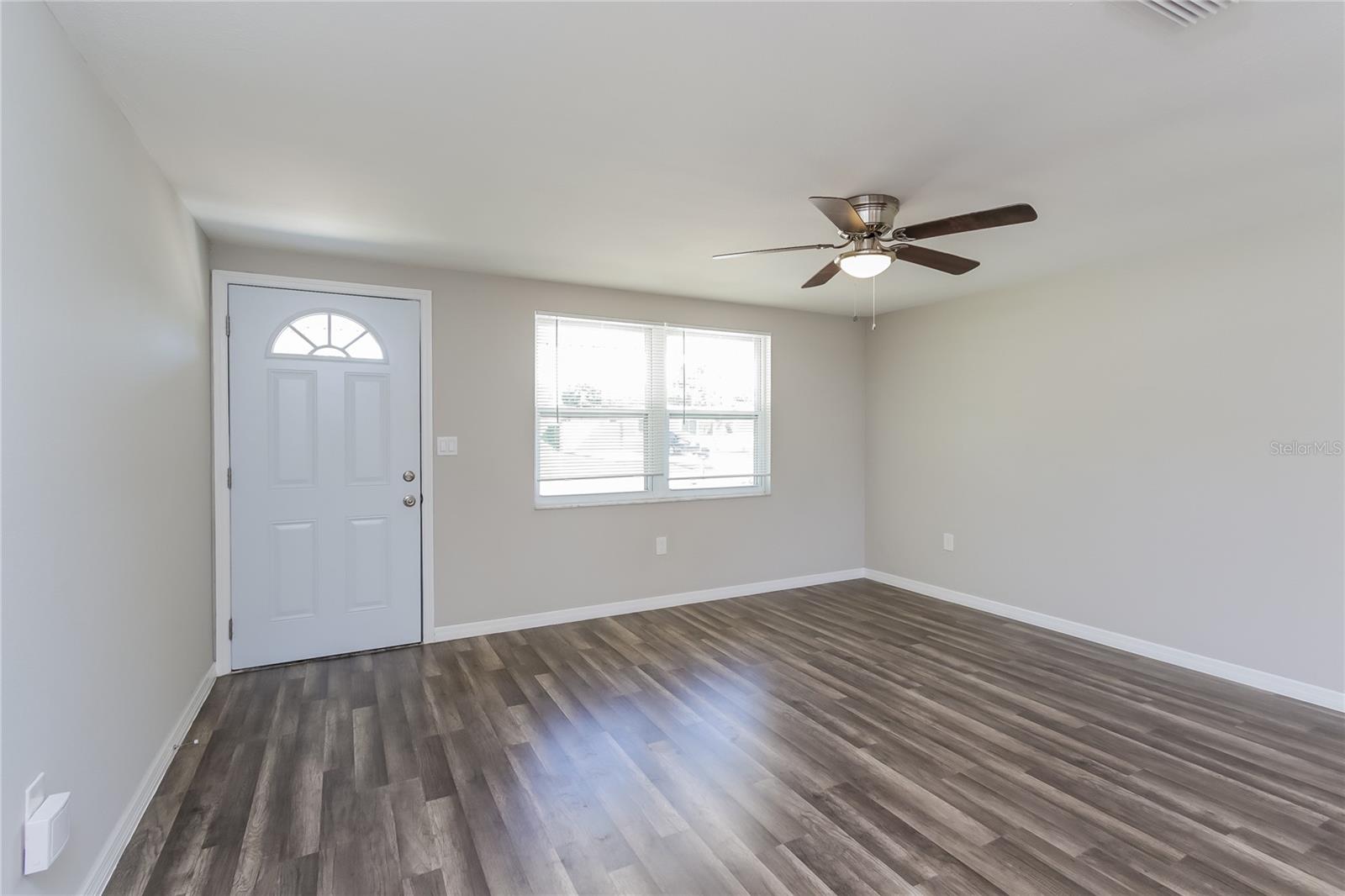 Image 2 of 16 For 6232 Murdock Avenue