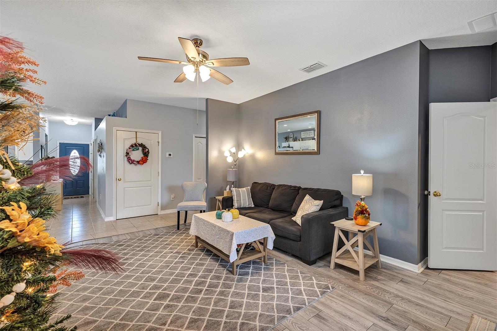 Image 13 of 44 For 146 Essex Place