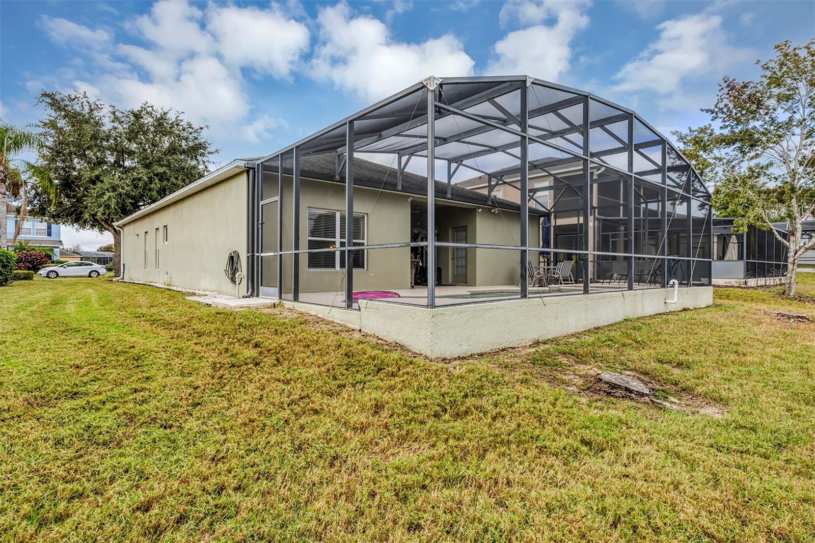 Image 33 of 44 For 146 Essex Place