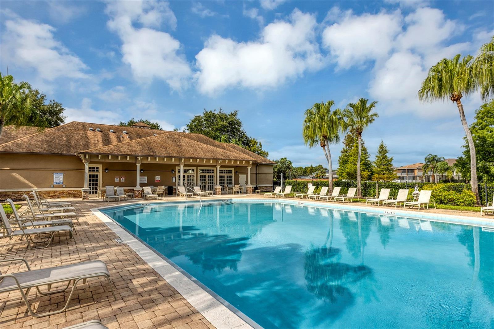 Image 39 of 44 For 146 Essex Place