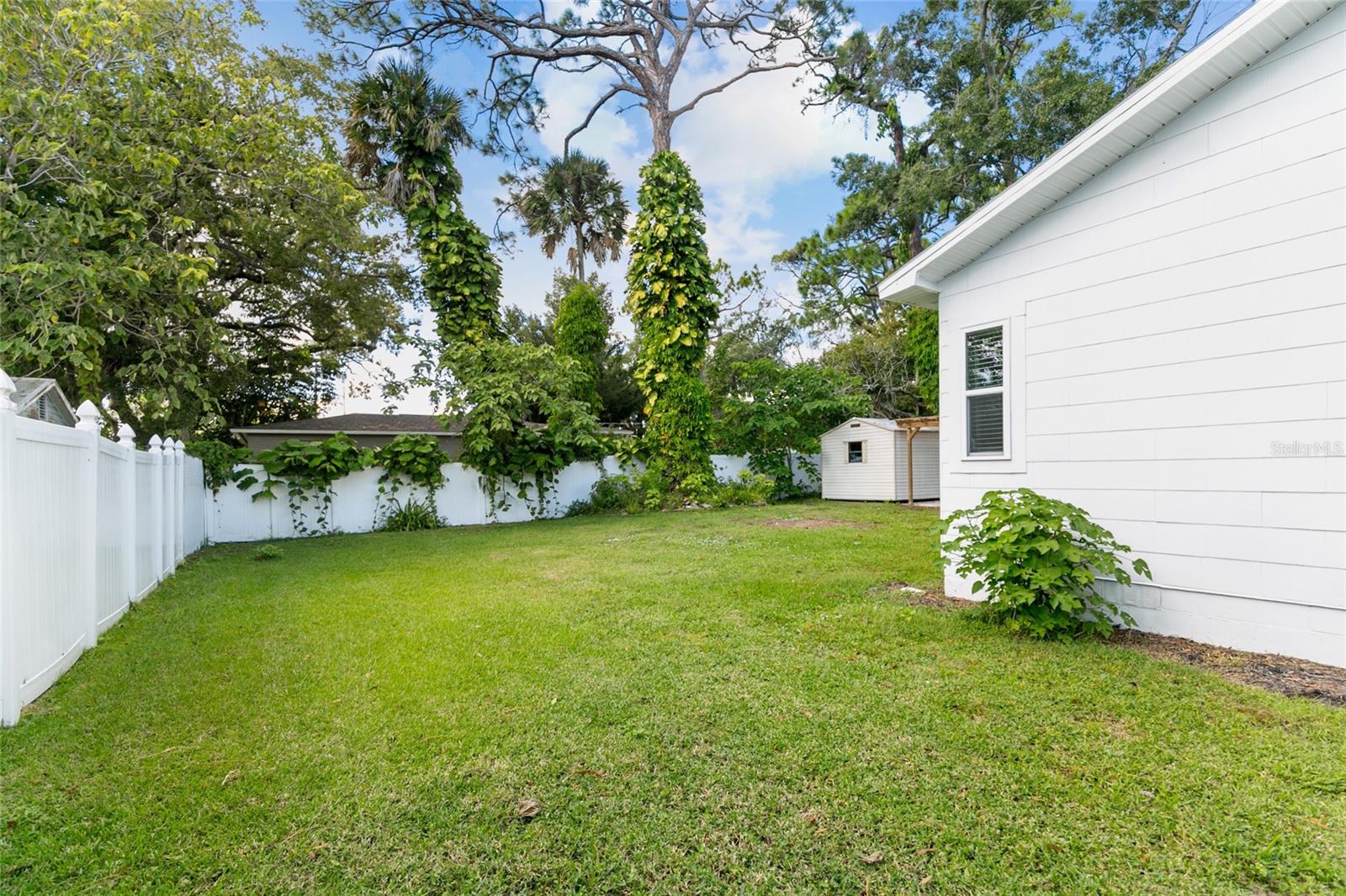 Image 14 of 63 For 1208 Indian River Avenue