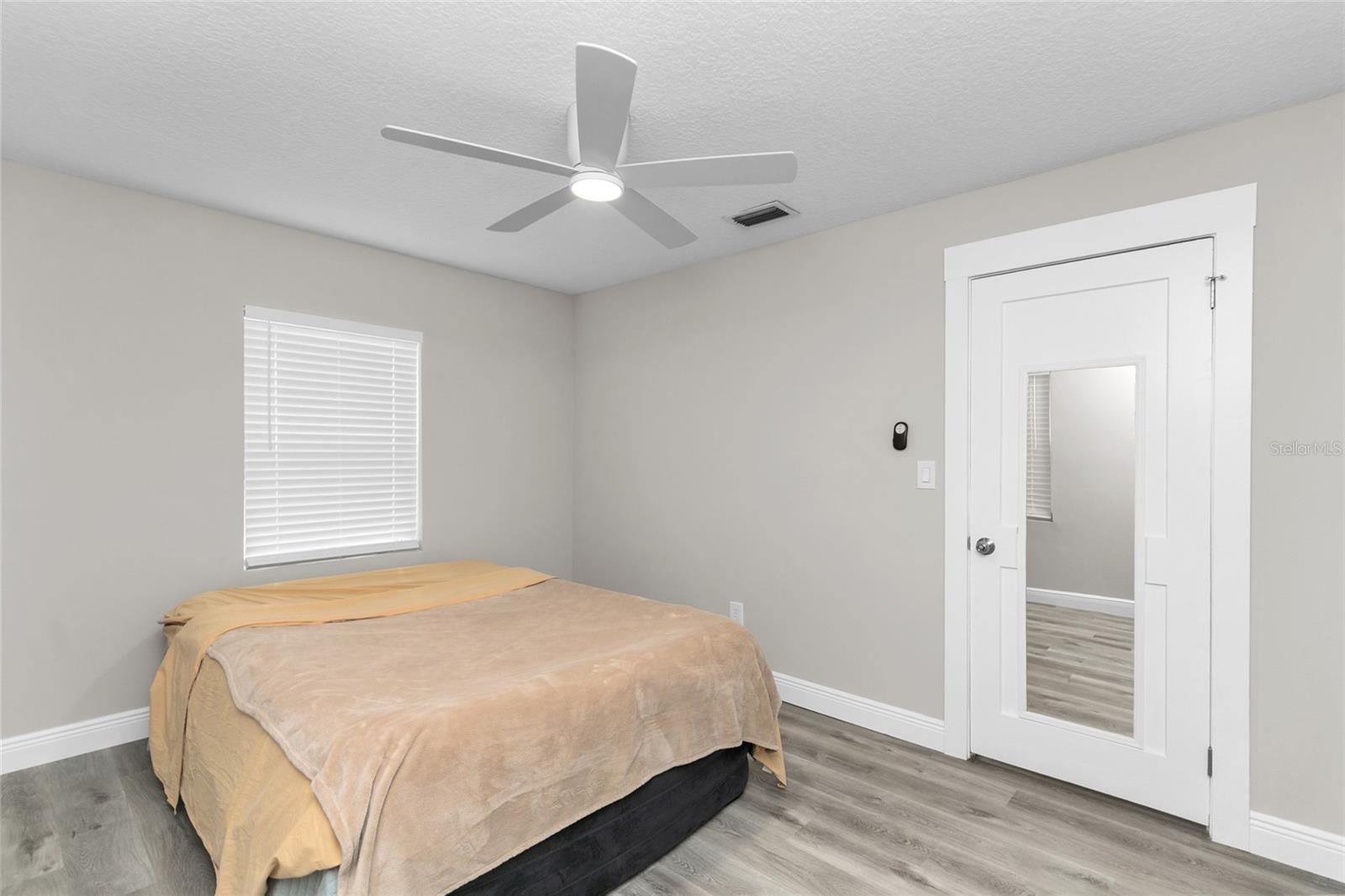 Image 46 of 63 For 1208 Indian River Avenue