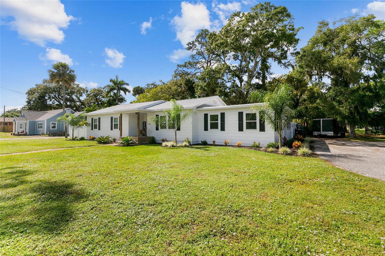 Image 5 of 63 For 1208 Indian River Avenue