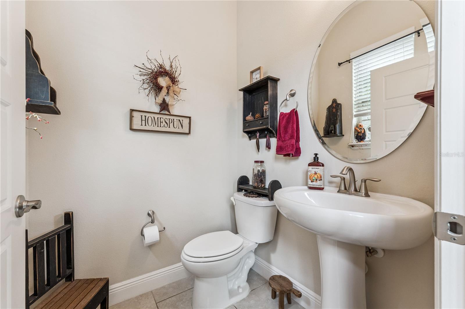 Image 15 of 55 For 2728 Lobelia Drive