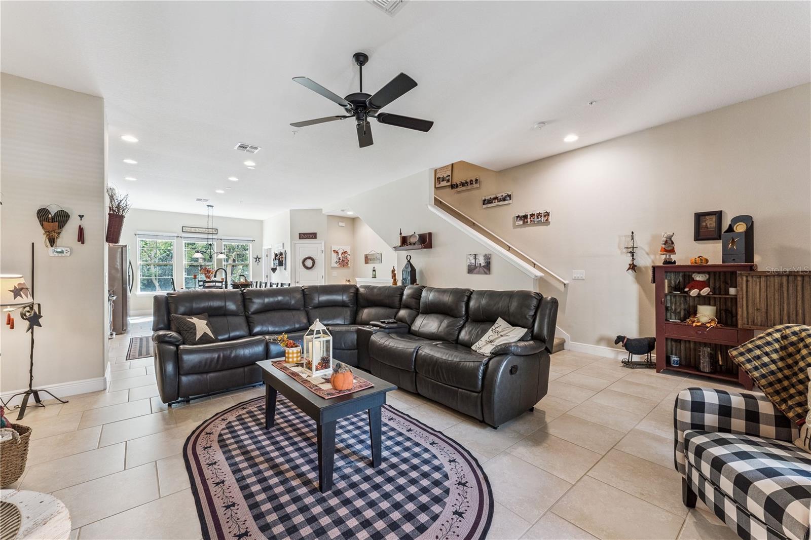 Image 17 of 55 For 2728 Lobelia Drive