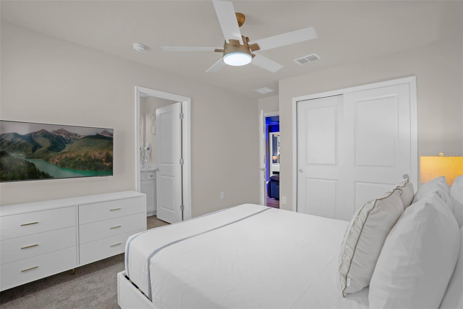 Image 33 of 61 For 16224 Saint Martin Street