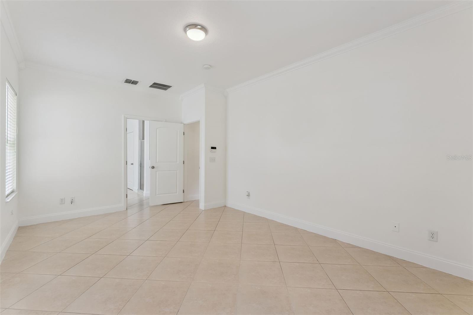 Image 16 of 32 For 2507 Monaco Cove Circle