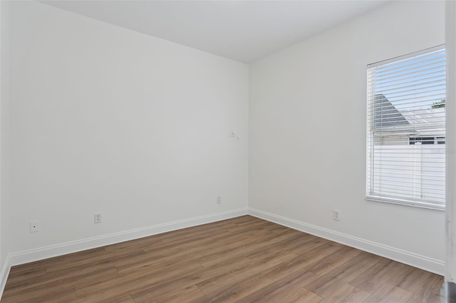 Image 22 of 32 For 2507 Monaco Cove Circle