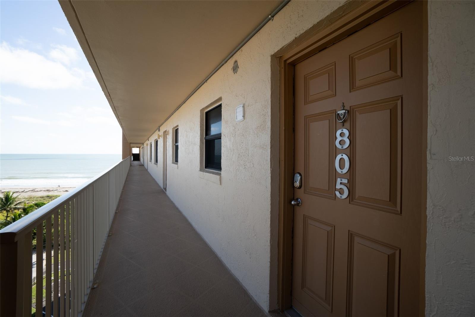 Image 10 of 37 For 7520 Ridgewood Avenue 805
