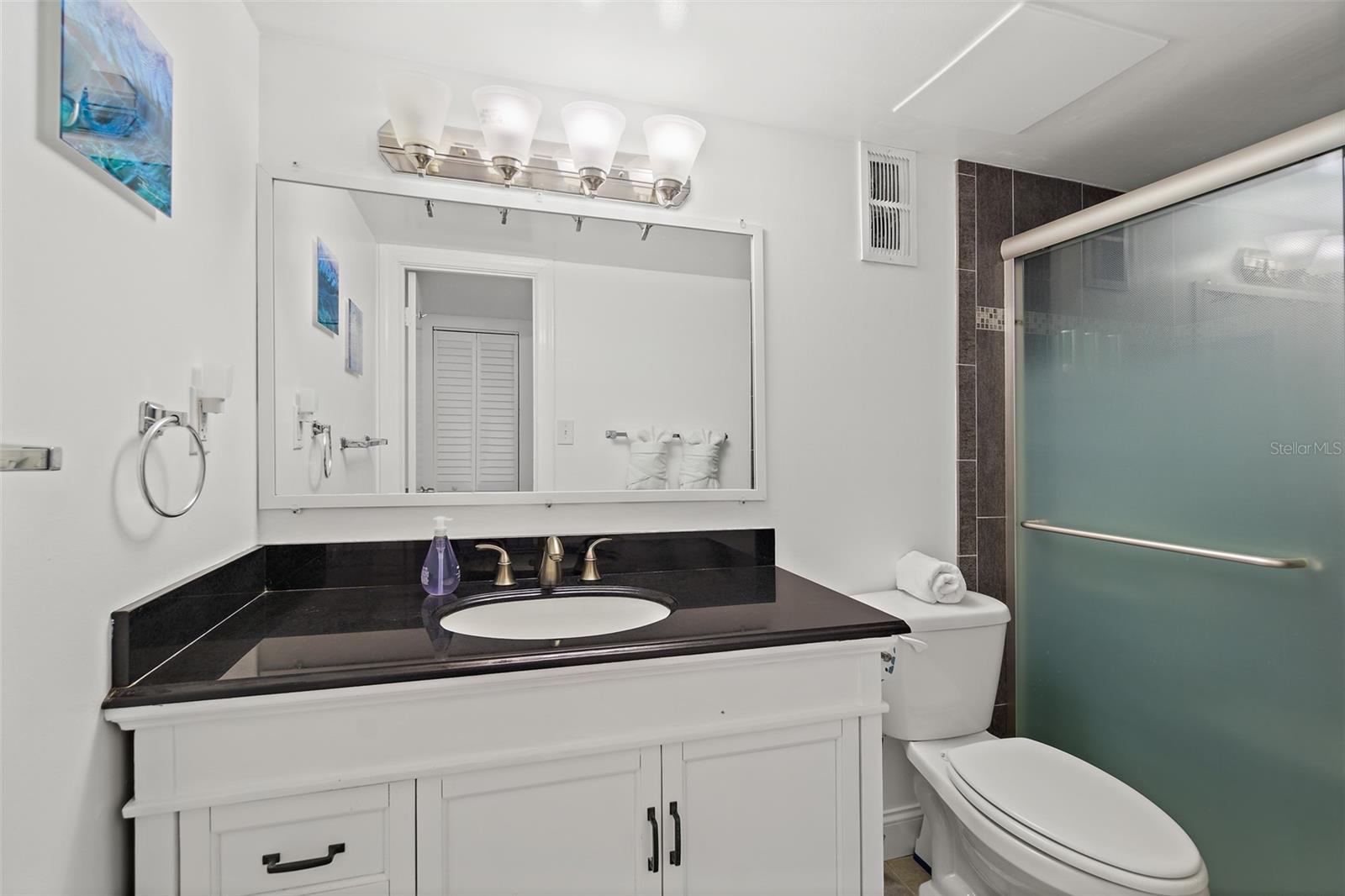 Image 25 of 37 For 7520 Ridgewood Avenue 805