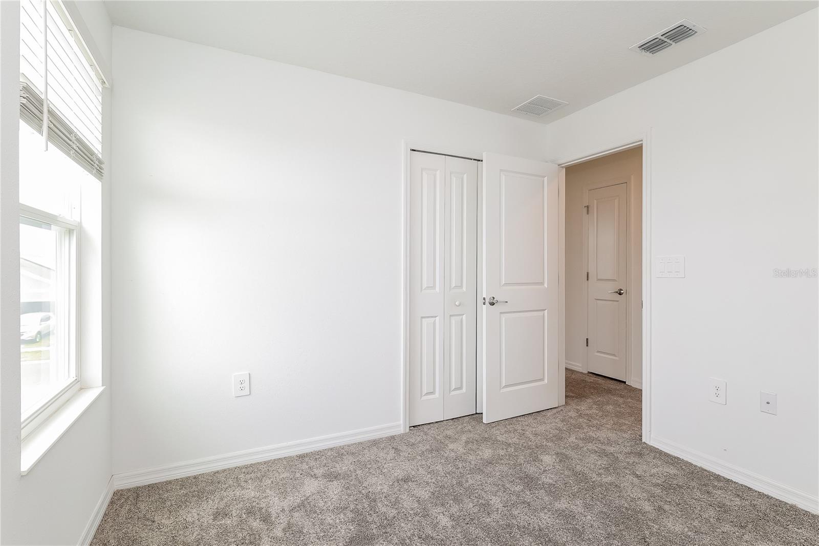 Image 9 of 17 For 640 Grove Street