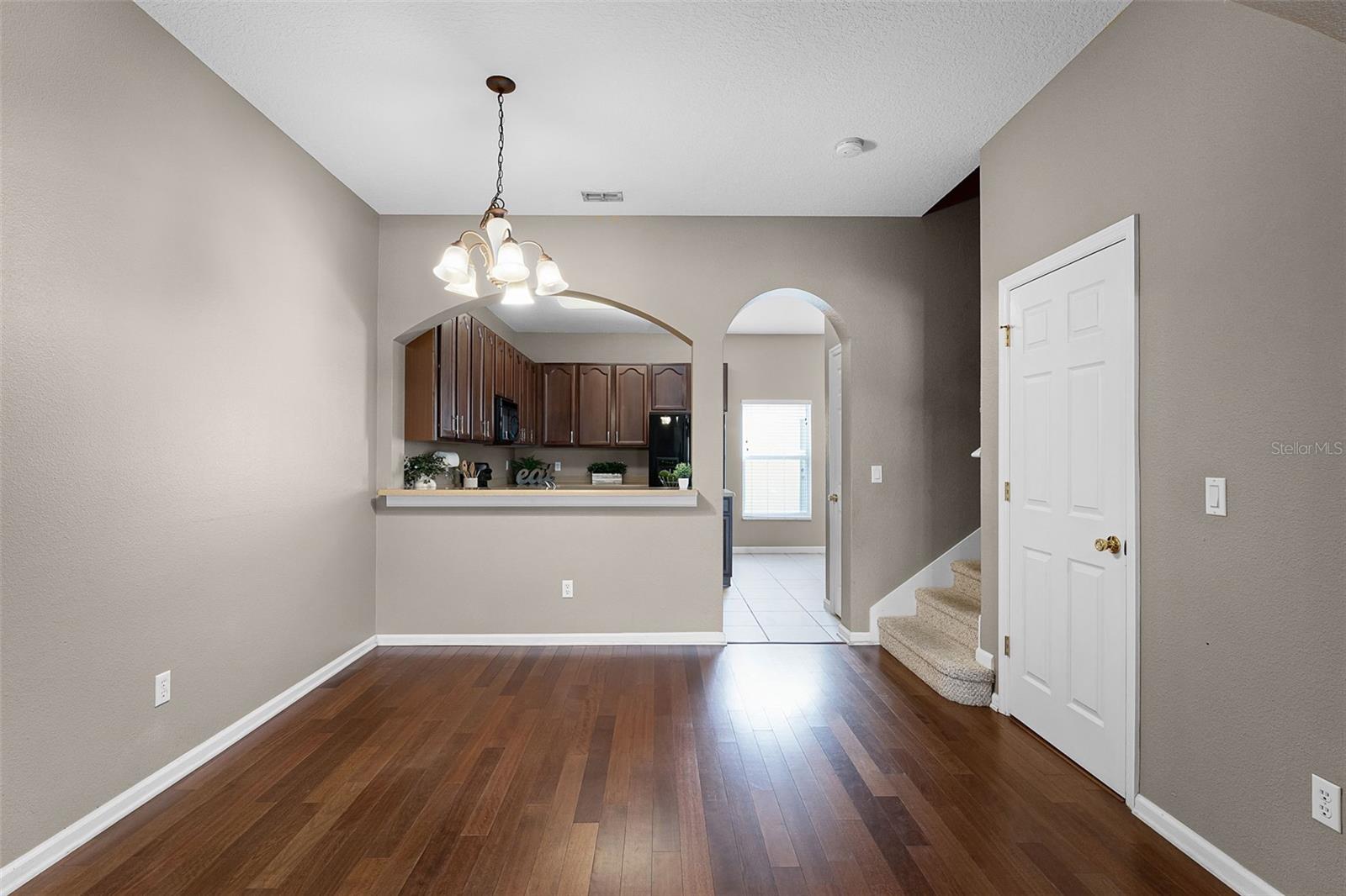 Image 13 of 55 For 16064 Old Ash Loop