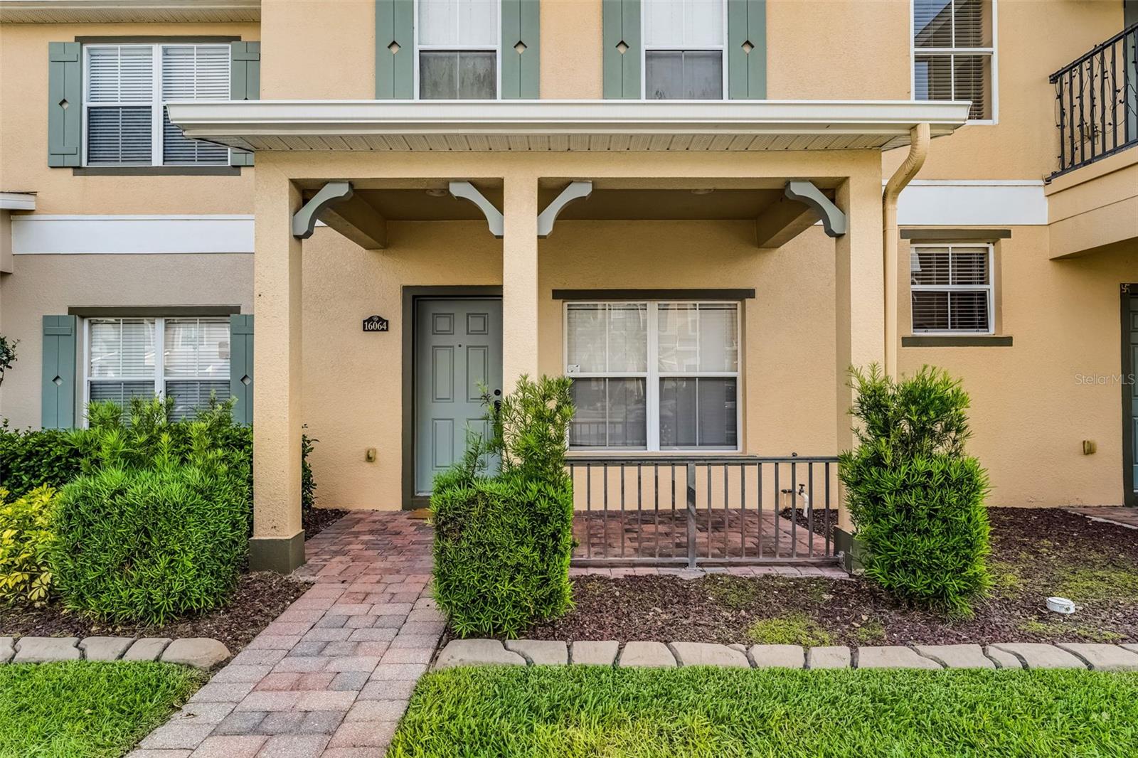 Image 4 of 55 For 16064 Old Ash Loop