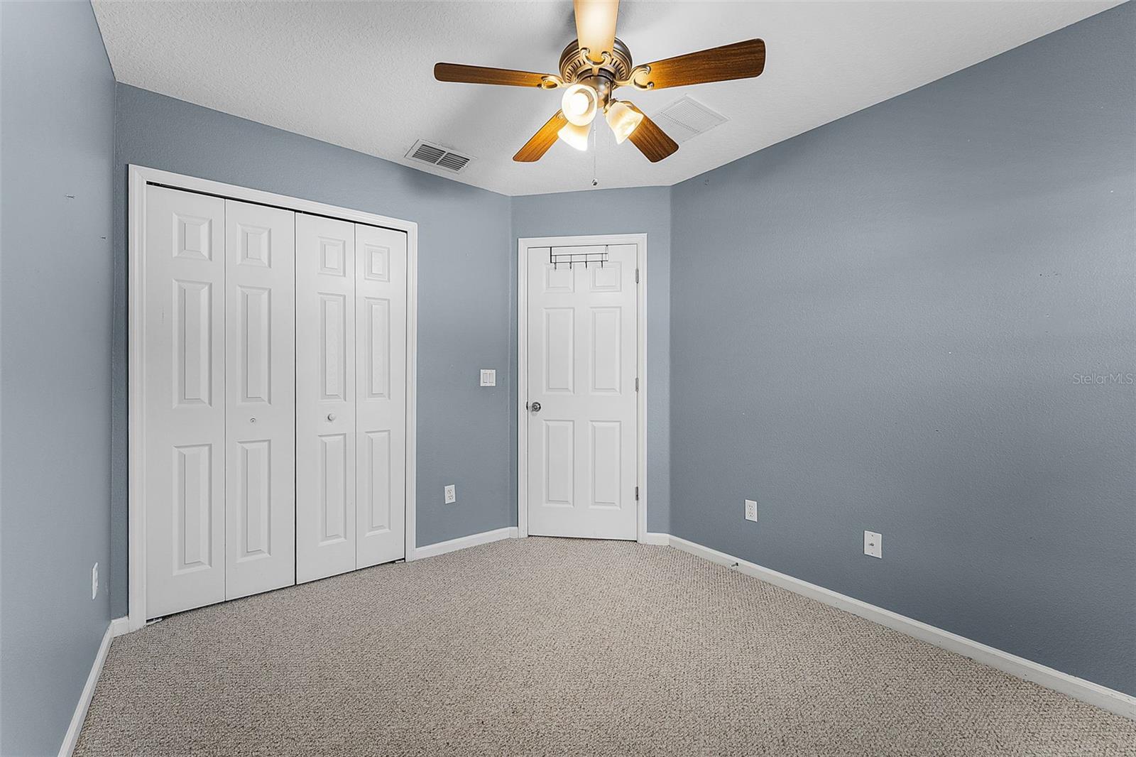 Image 40 of 55 For 16064 Old Ash Loop