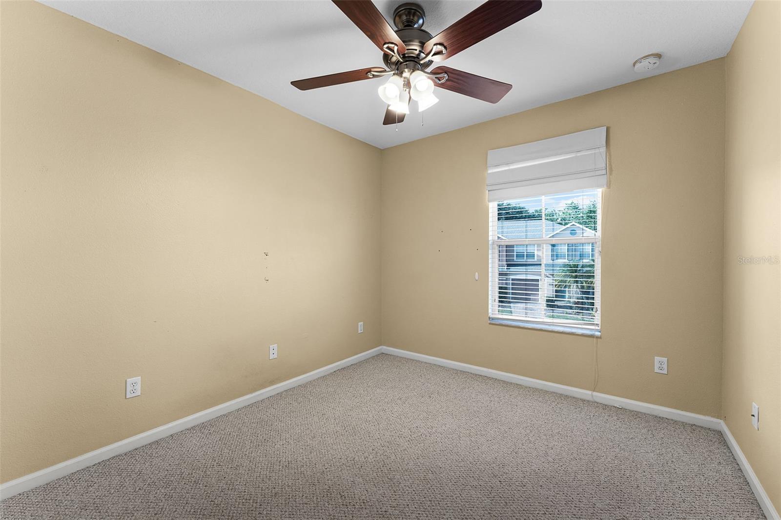 Image 41 of 55 For 16064 Old Ash Loop