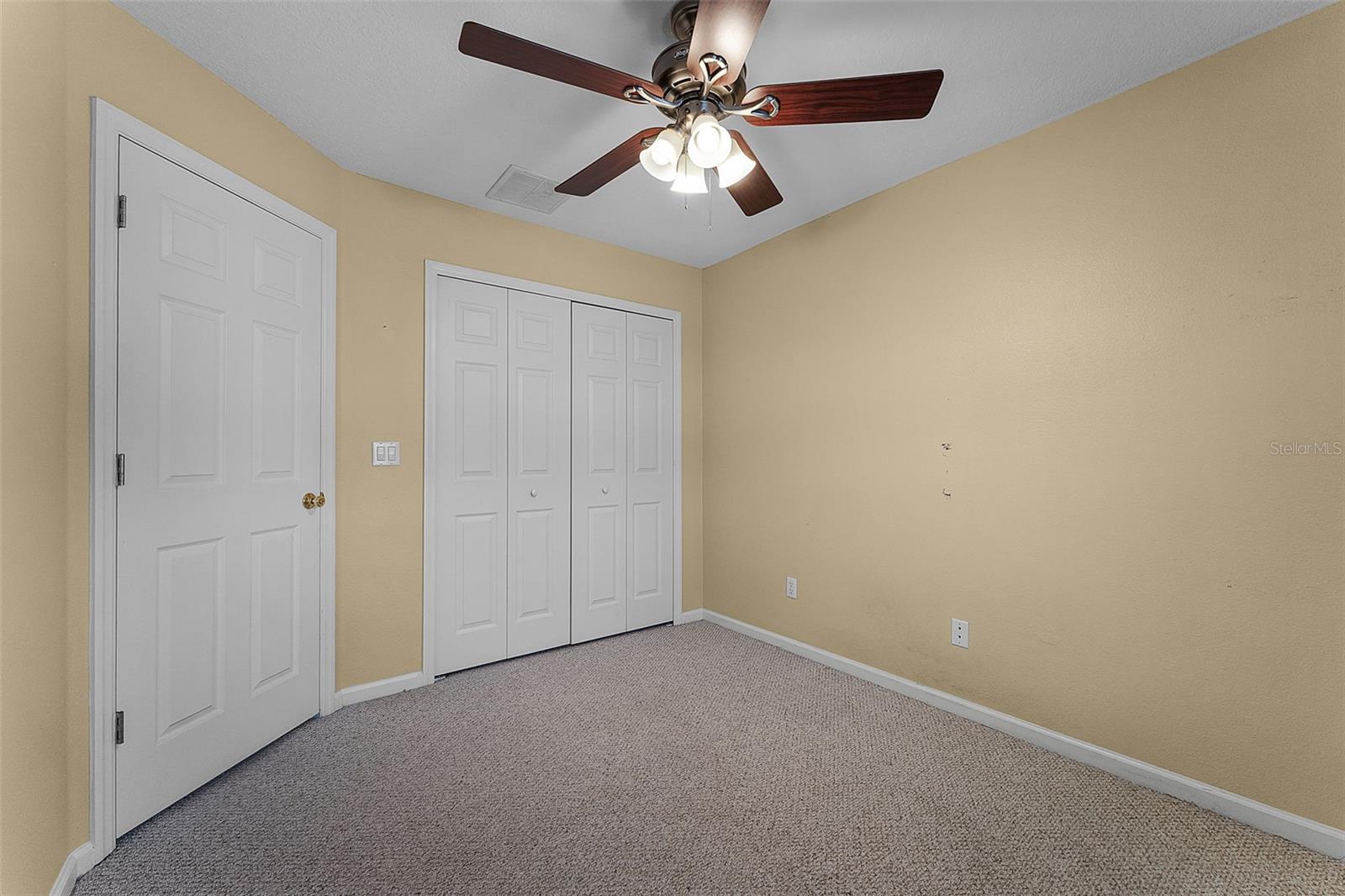 Image 42 of 55 For 16064 Old Ash Loop