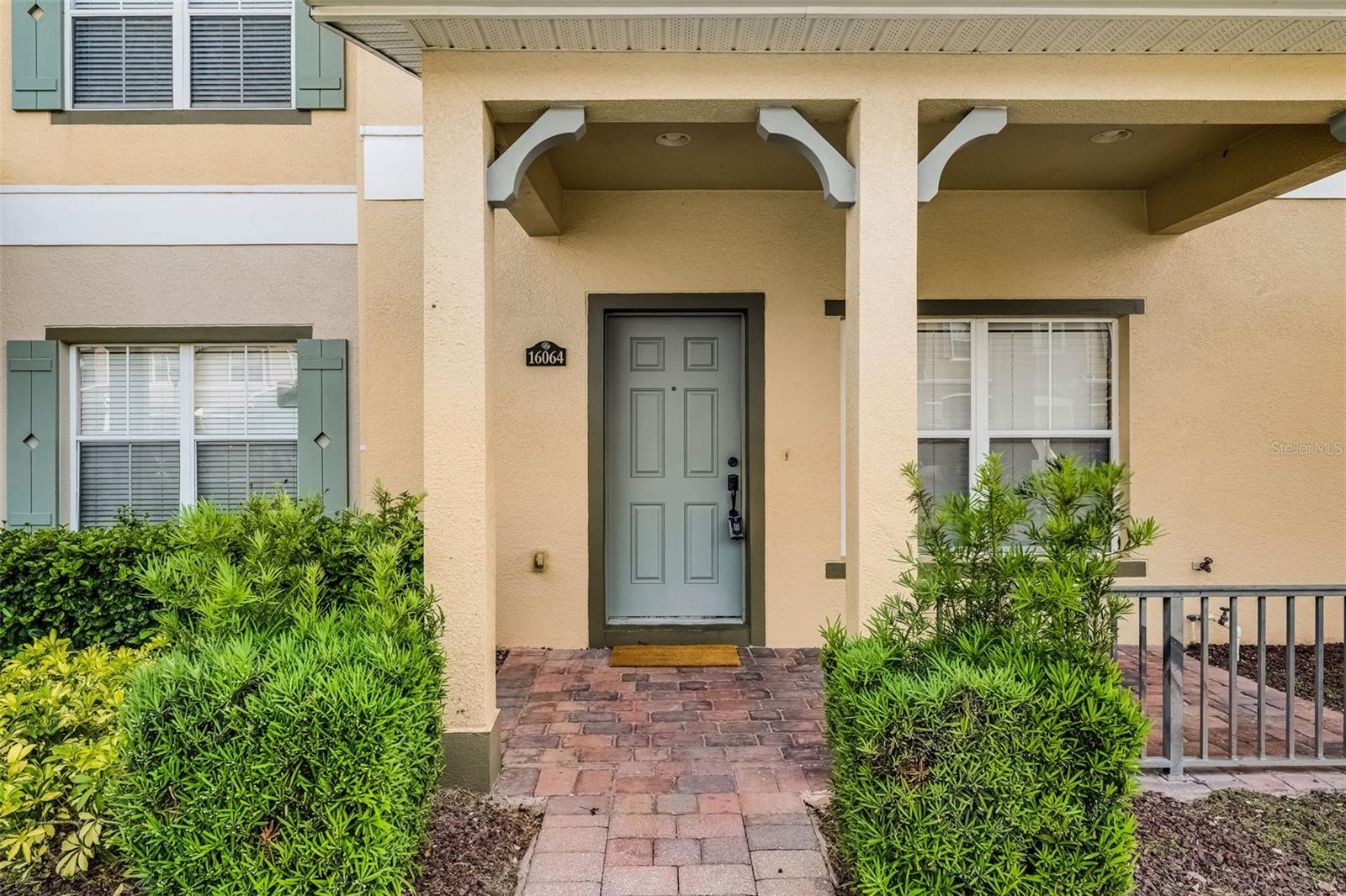 Image 5 of 55 For 16064 Old Ash Loop