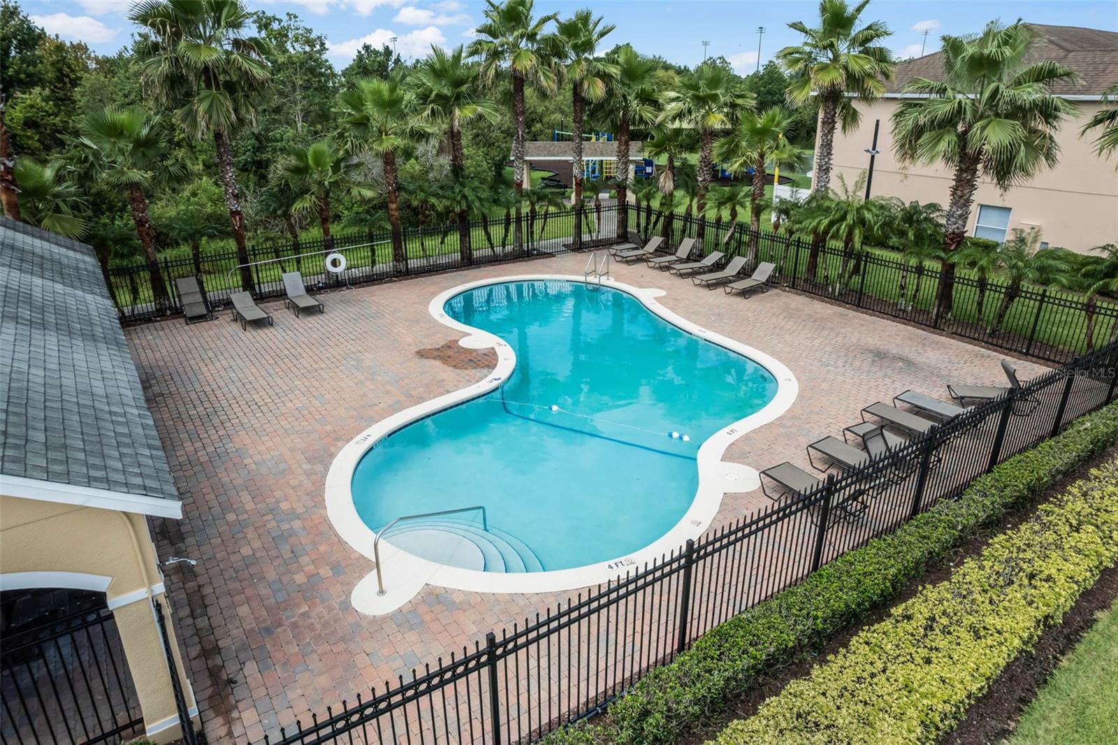 Image 54 of 55 For 16064 Old Ash Loop