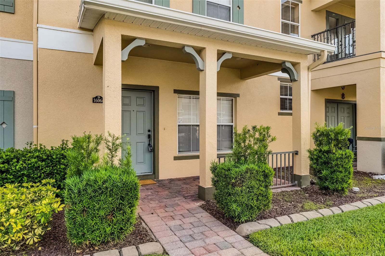 Image 6 of 55 For 16064 Old Ash Loop