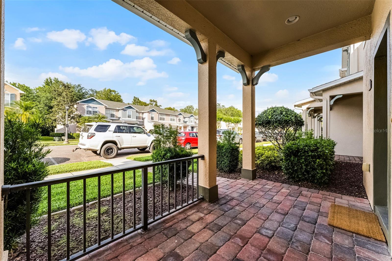 Image 7 of 55 For 16064 Old Ash Loop