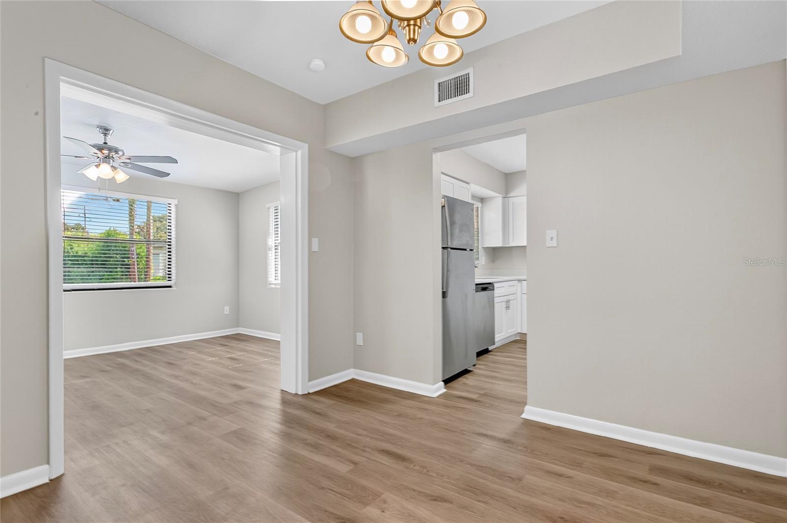 Image 11 of 34 For 1301 Corbett Lane