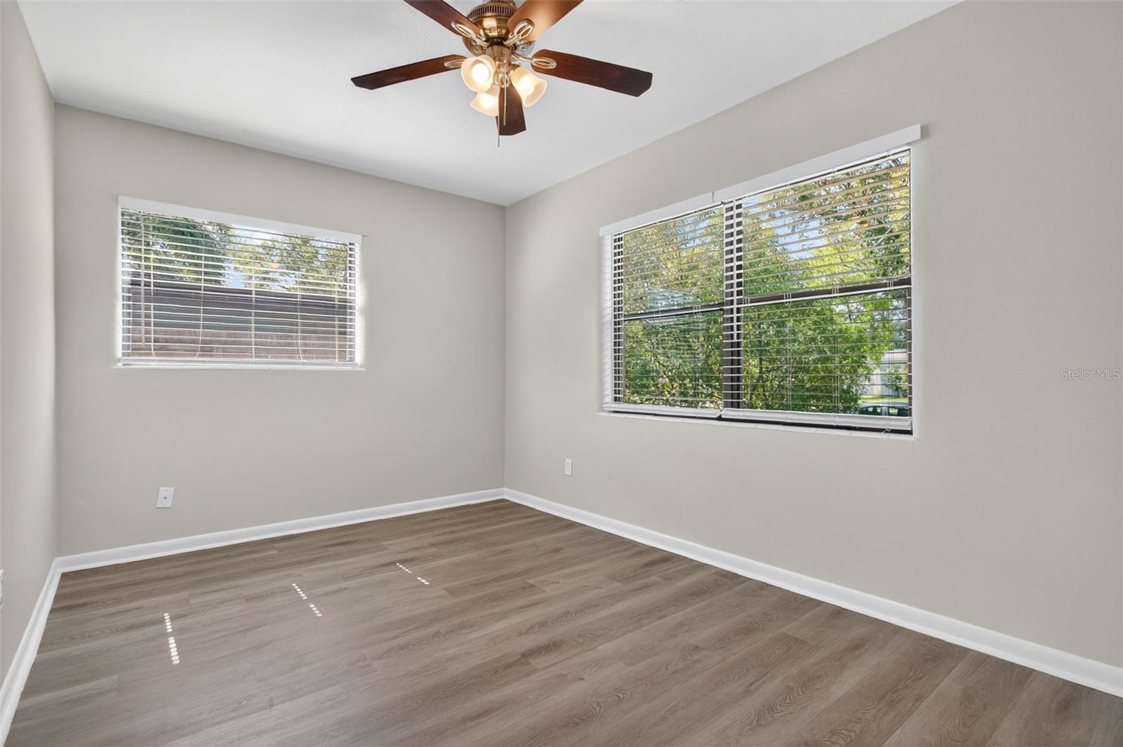 Image 15 of 34 For 1301 Corbett Lane