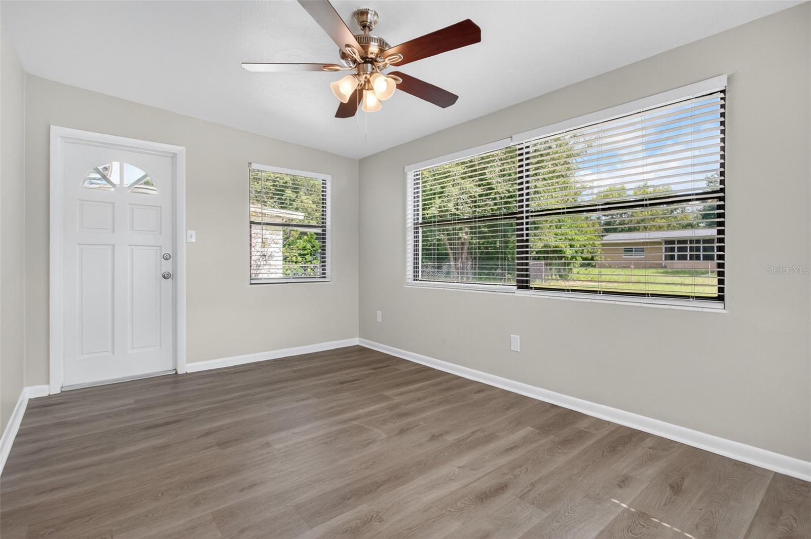 Image 20 of 34 For 1301 Corbett Lane